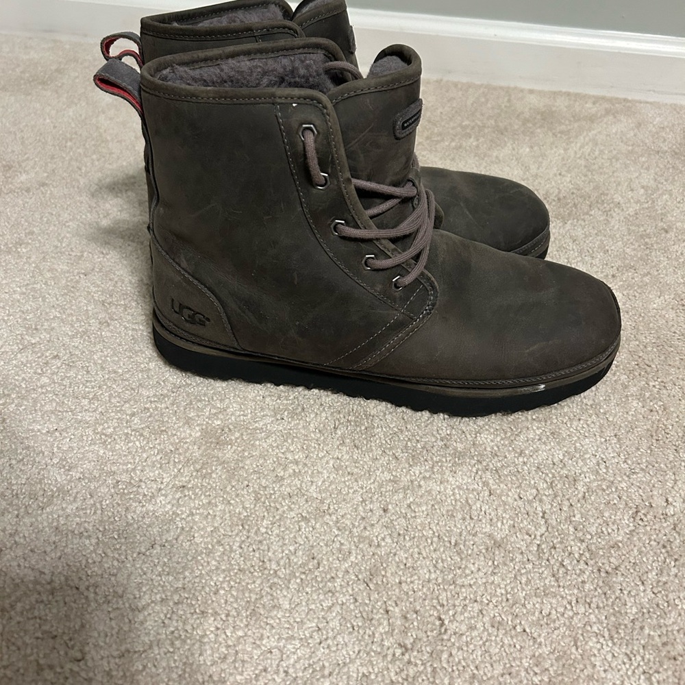 UGG Men's Lace-Up Boots